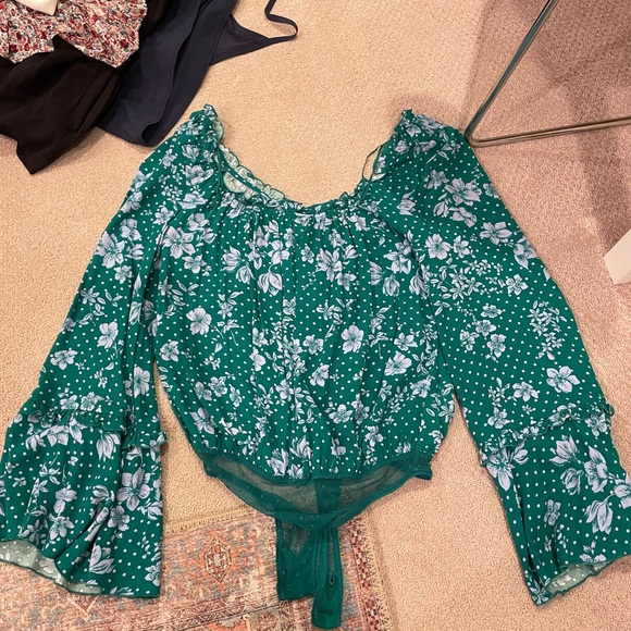 Free people bodysuit. Scoop neck. - Picture 1 of 1